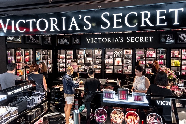 Un nou magazin Victoria s Secret în București Unde va fi amplasat